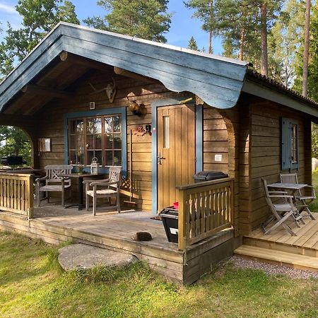 Timrad Stuga I Kanten Av Skogen Med Spa Moejlighet Mullsjö Dış mekan fotoğraf
