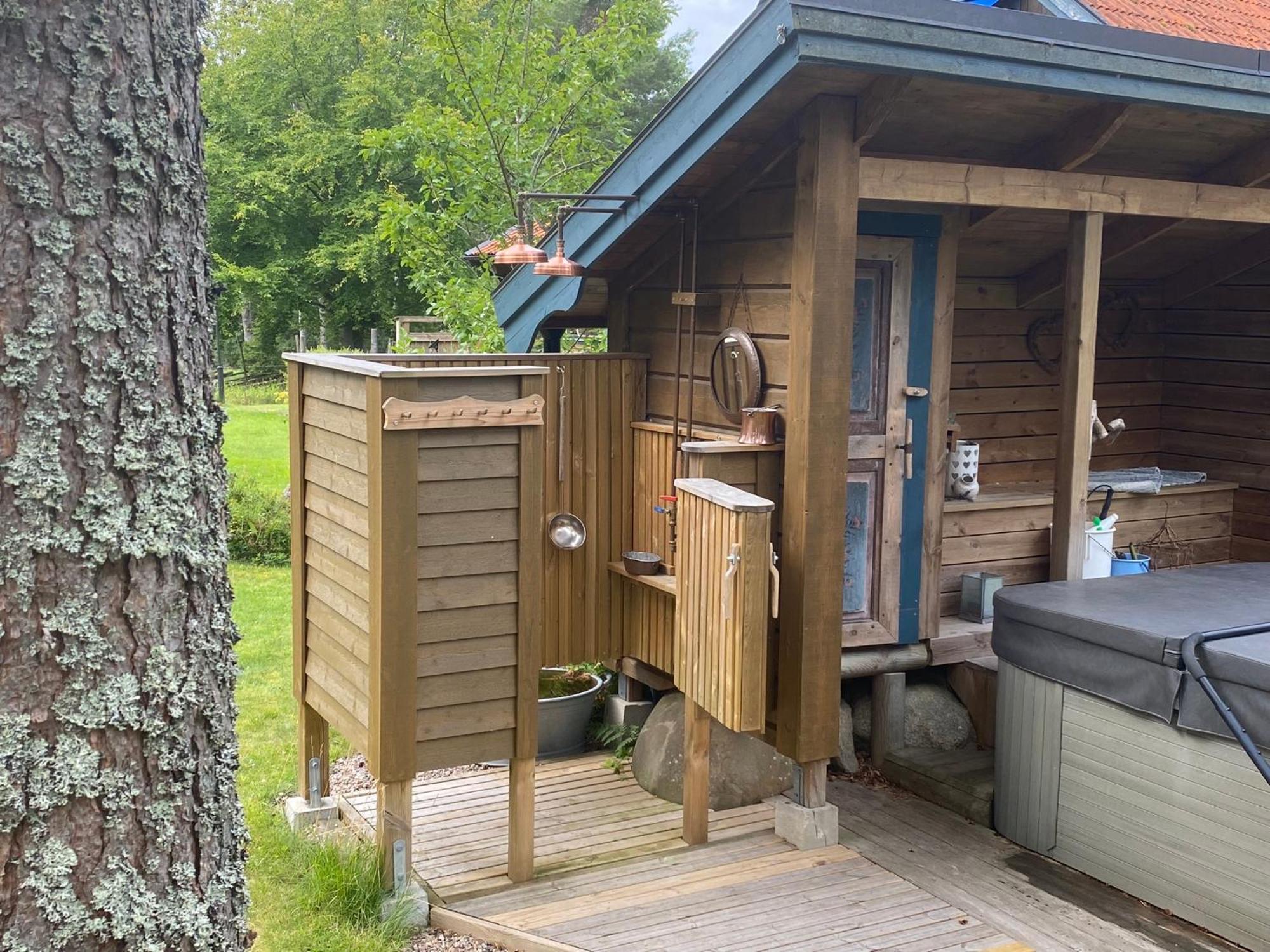 Timrad Stuga I Kanten Av Skogen Med Spa Moejlighet Mullsjö Dış mekan fotoğraf