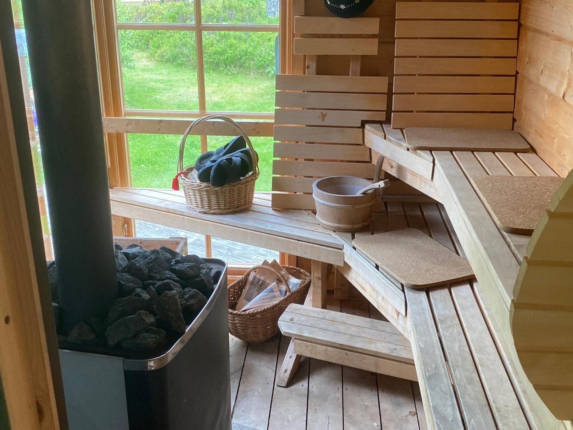 Timrad Stuga I Kanten Av Skogen Med Spa Moejlighet Mullsjö Dış mekan fotoğraf